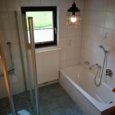 Alpen-ferienwohnung Bei Neuschwanstein - 6 Pers - Terrasse - Ruhige Lage - Wandern & Skifahren Lägenhet *